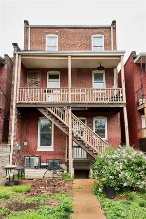 $424,900 | 3307 Wisconsin Avenue, St. Louis, MO 63118