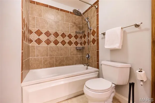 $424,900 | 3307 Wisconsin Avenue, St. Louis, MO 63118