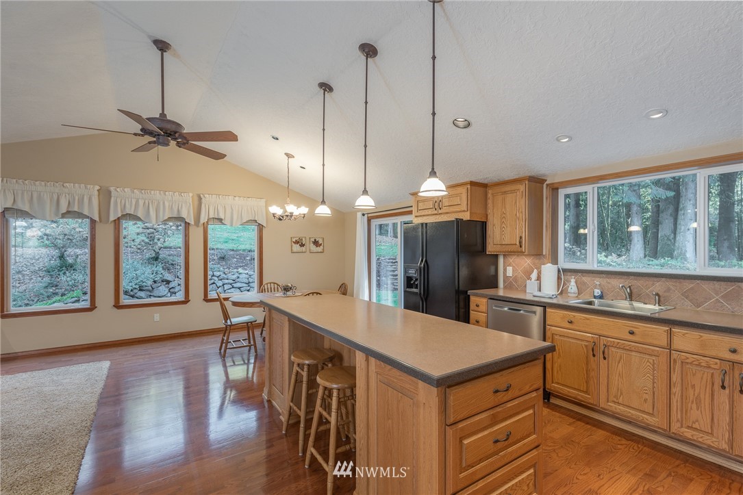 2949 Rose Valley Road Kelso, WA 98626 - Photo 14 of 24 Gallery Image 14