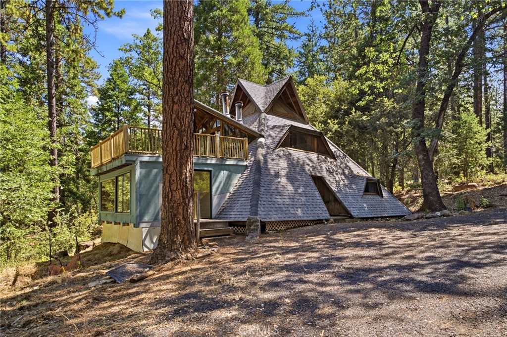 13081 Doe Mill Road Forest Ranch, CA 95942 - Photo 4 of 30