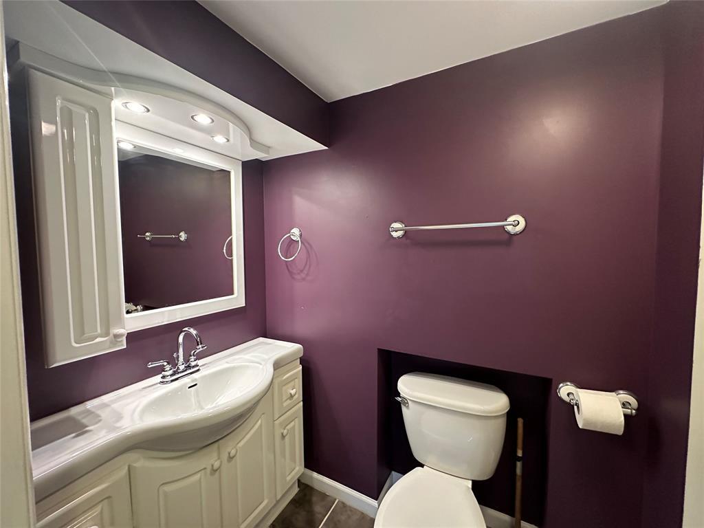 E910 Cedar Road Eau Claire, WI 54701 - Photo 28 of 41