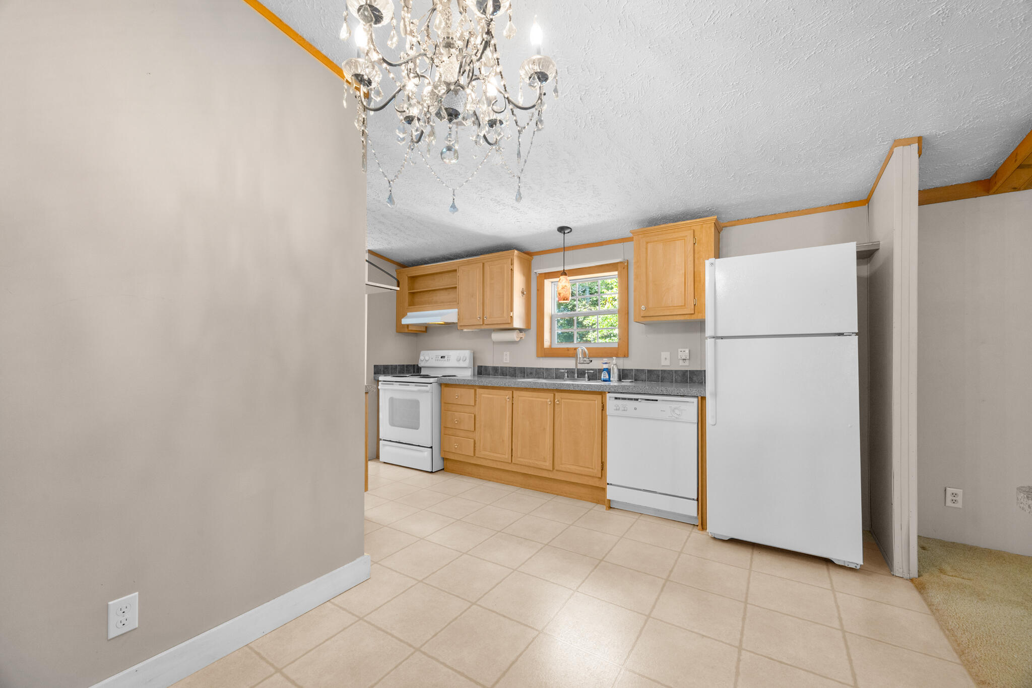 664 Bucksport Road Ellsworth, ME 04605 - Photo 13 of 46 Main Living Area