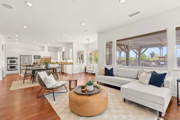 $3,199,000 | 860 Calle Santa Cruz, Encinitas, CA 92024