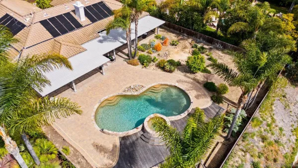 $3,199,000 | 860 Calle Santa Cruz, Encinitas, CA 92024