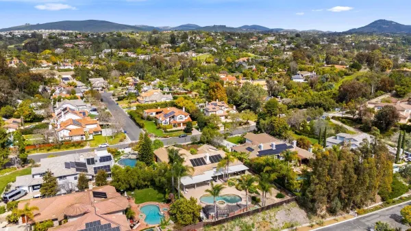 $3,199,000 | 860 Calle Santa Cruz, Encinitas, CA 92024
