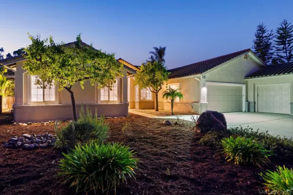 $3,199,000 | 860 Calle Santa Cruz, Encinitas, CA 92024