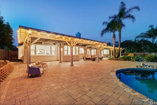 $3,199,000 | 860 Calle Santa Cruz, Encinitas, CA 92024