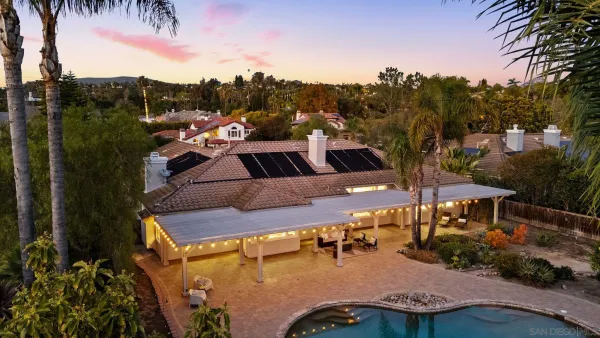 $3,199,000 | 860 Calle Santa Cruz, Encinitas, CA 92024