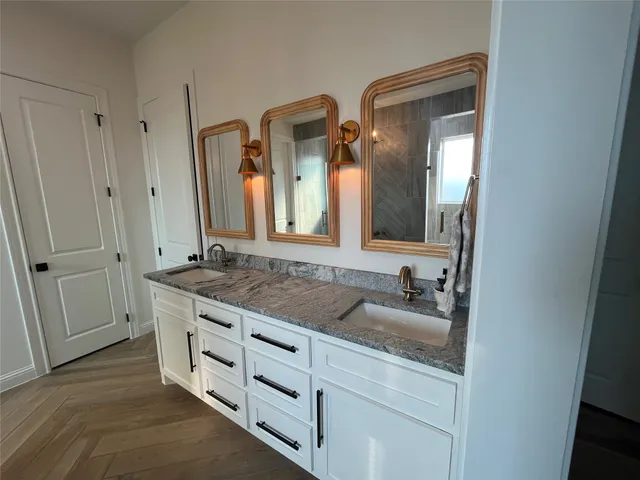 $1,300,000 | 11686 Renaissance Drive, Montgomery, TX 77356