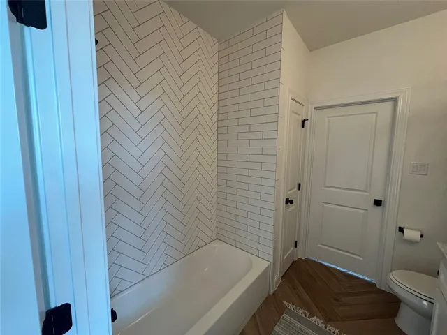 $1,300,000 | 11686 Renaissance Drive, Montgomery, TX 77356