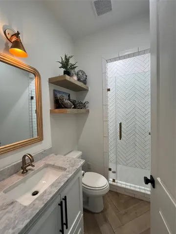 $1,300,000 | 11686 Renaissance Drive, Montgomery, TX 77356