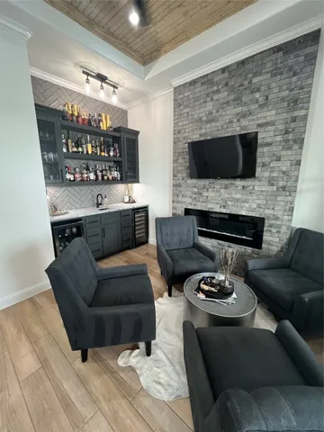 $1,300,000 | 11686 Renaissance Drive, Montgomery, TX 77356