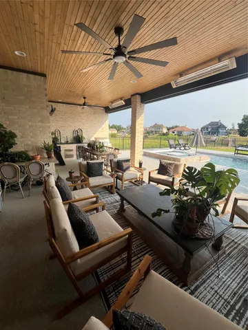 $1,300,000 | 11686 Renaissance Drive, Montgomery, TX 77356