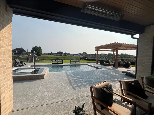 $1,300,000 | 11686 Renaissance Drive, Montgomery, TX 77356