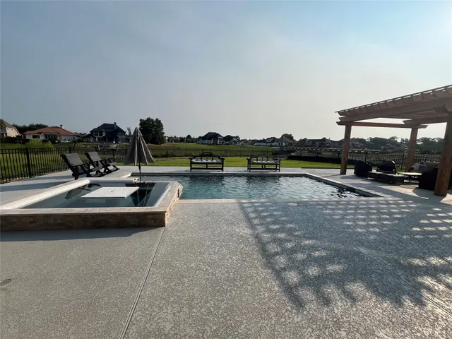 $1,300,000 | 11686 Renaissance Drive, Montgomery, TX 77356