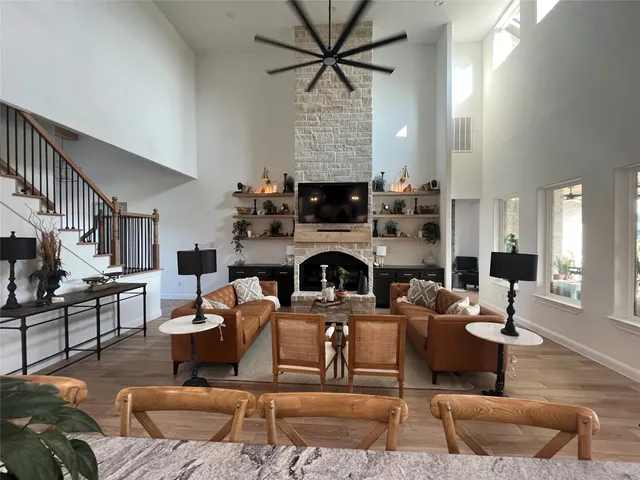 $1,300,000 | 11686 Renaissance Drive, Montgomery, TX 77356