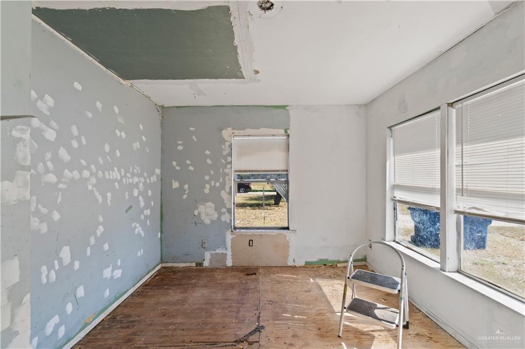 18301 Primera Road Harlingen, TX 78552 - Photo 12 of 15 a view of an empty room