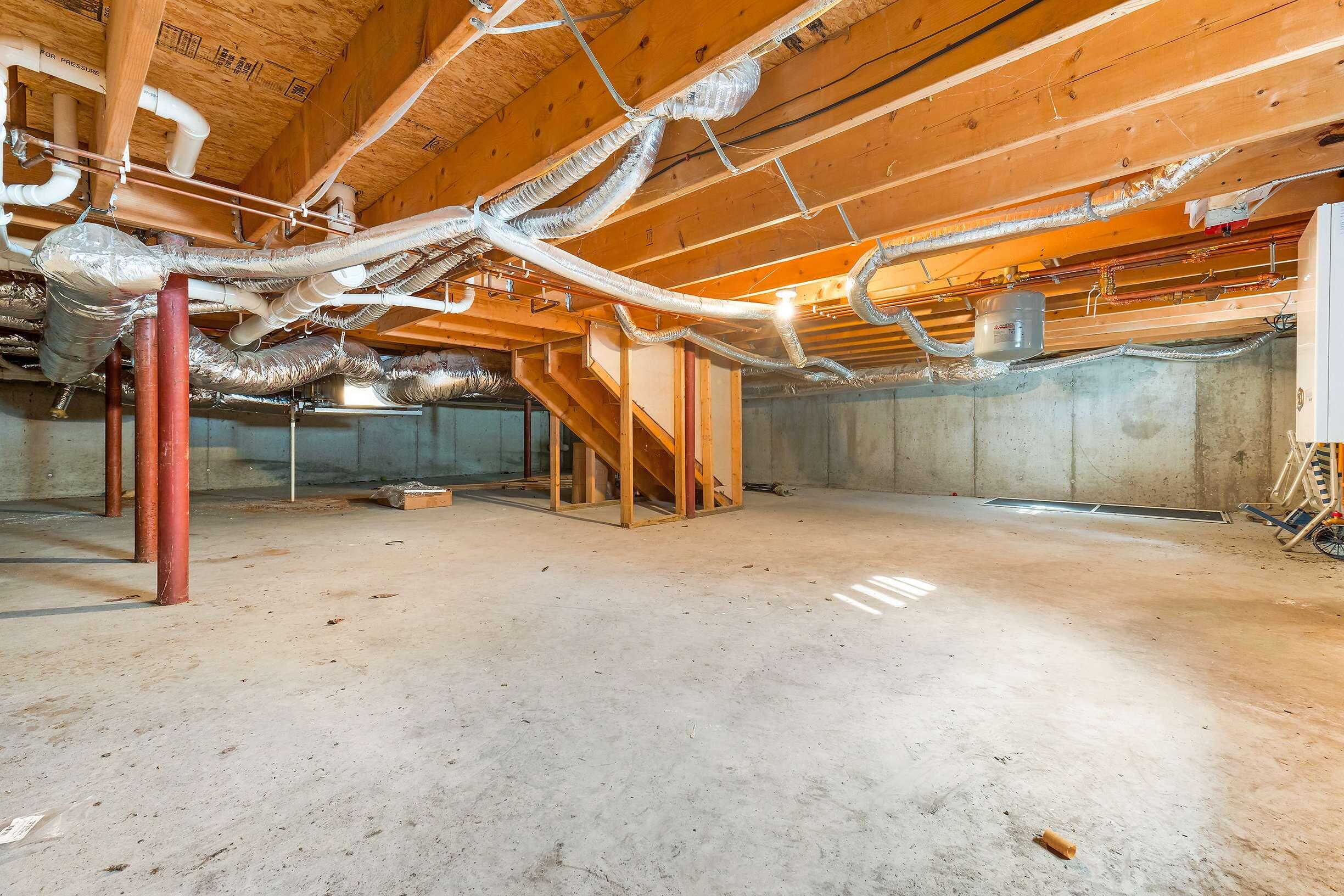 32 Winding Brook Lane, Unit 32 Wells, ME 04090 - Photo 36 of 40 Crawl space