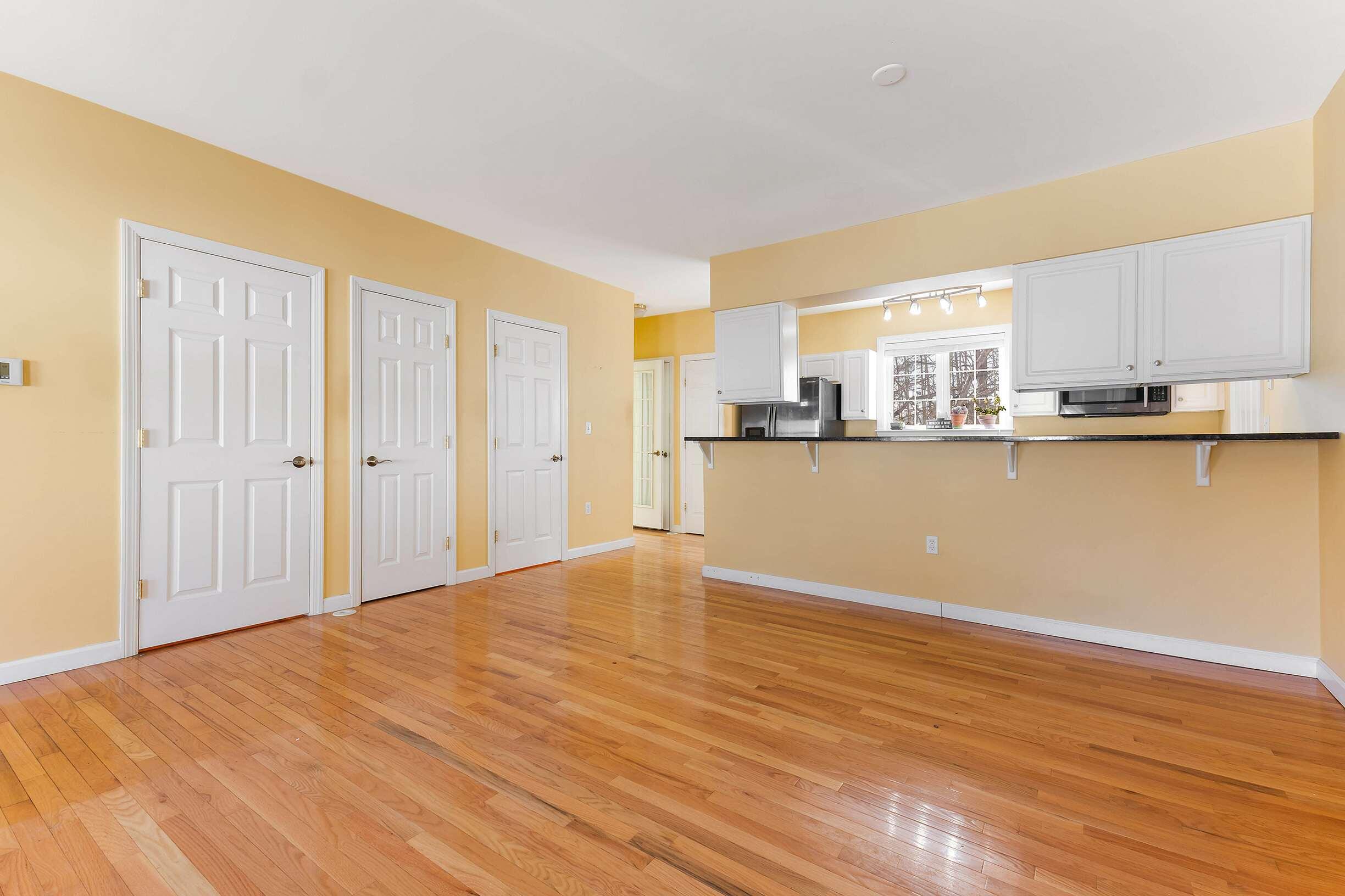 32 Winding Brook Lane, Unit 32 Wells, ME 04090 - Photo 8 of 40 Living Room