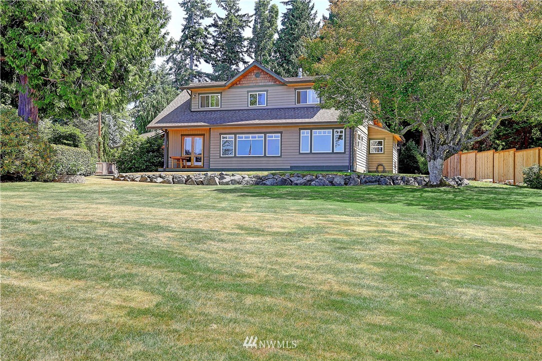 5270 East Harbor Road Freeland, WA 98249 - Photo 13 of 35