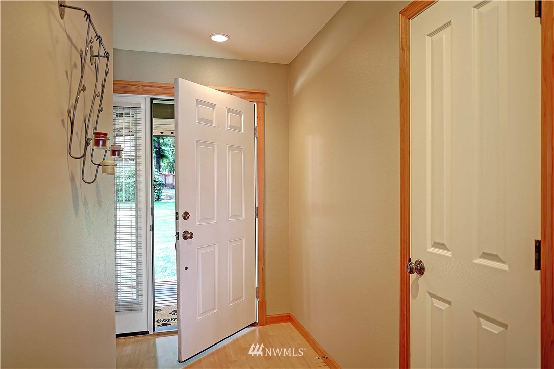 5270 East Harbor Road Freeland, WA 98249 - Photo 15 of 35