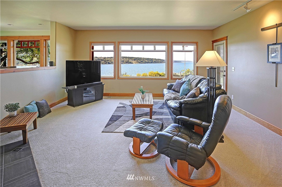 5270 East Harbor Road Freeland, WA 98249 - Photo 18 of 35