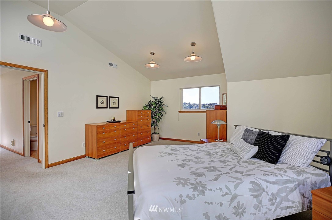 5270 East Harbor Road Freeland, WA 98249 - Photo 25 of 35