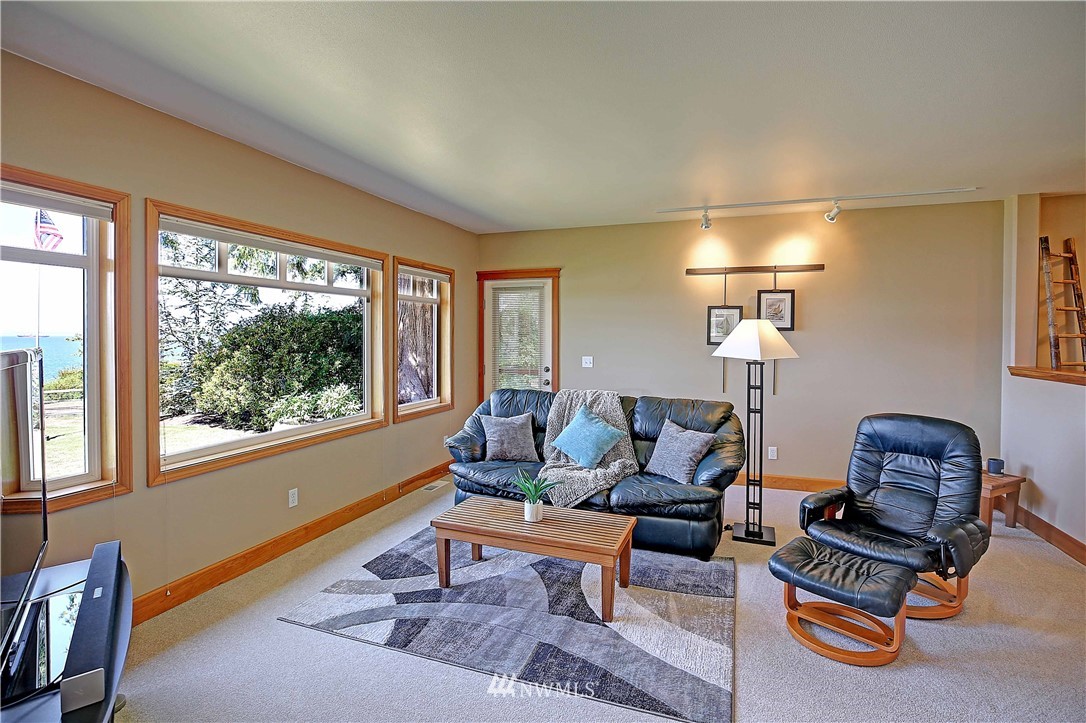 5270 East Harbor Road Freeland, WA 98249 - Photo 28 of 35