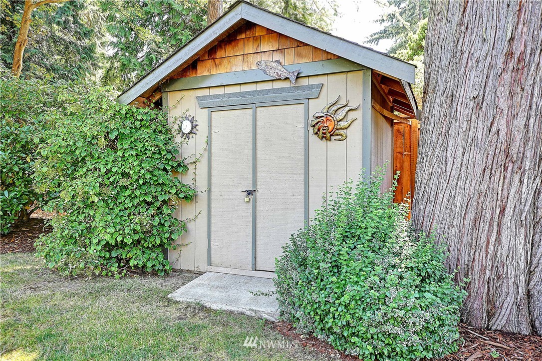 5270 East Harbor Road Freeland, WA 98249 - Photo 29 of 35