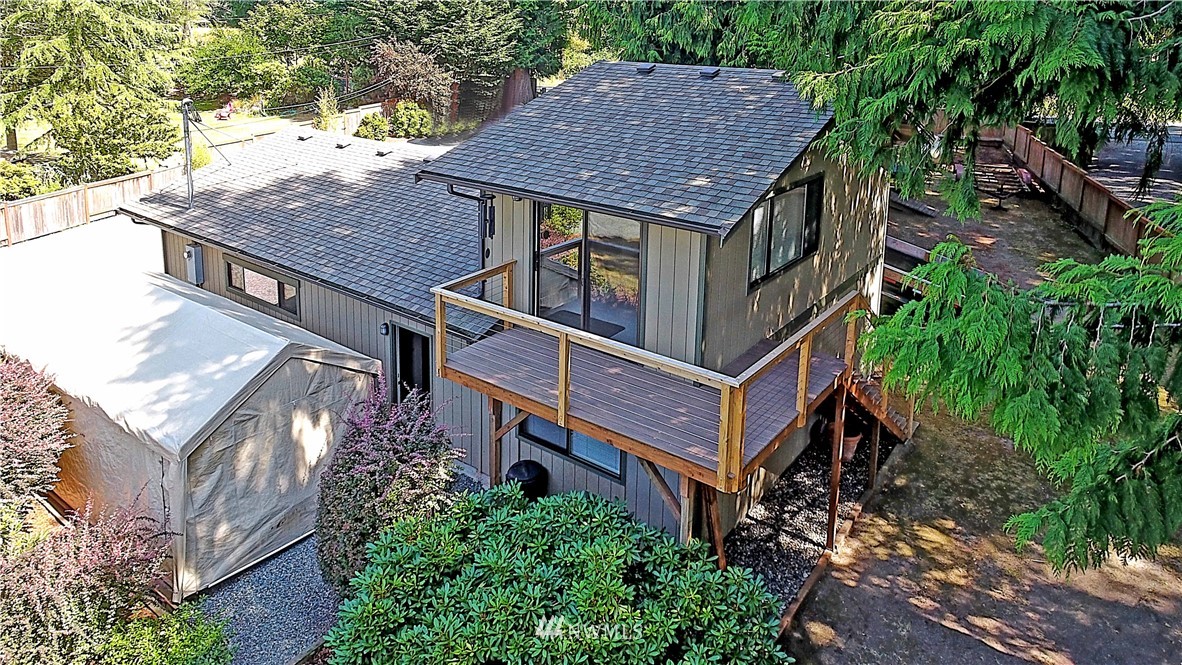 5270 East Harbor Road Freeland, WA 98249 - Photo 5 of 35