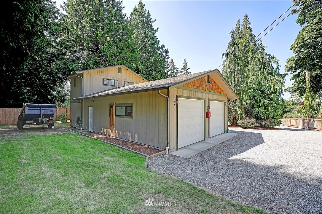 5270 East Harbor Road Freeland, WA 98249 - Photo 7 of 35