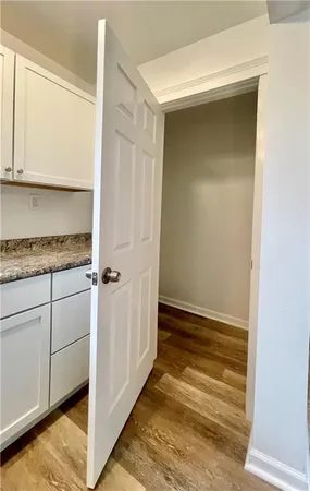 $1,500 | 860 Pennsylvania Avenue, Unit 2, Coraopolis, PA 15108