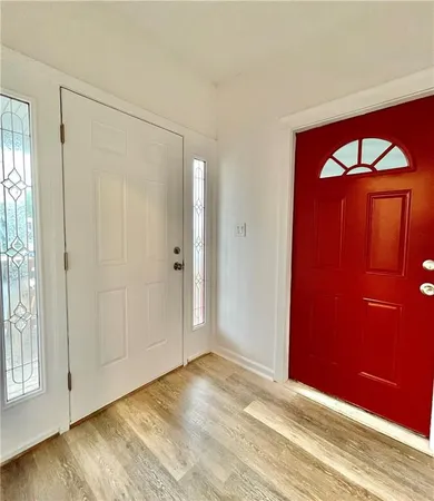 $1,500 | 860 Pennsylvania Avenue, Unit 2, Coraopolis, PA 15108