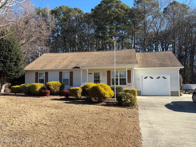 $259,000 | 2435 Hunterchase Lane, Greenville, NC 27858