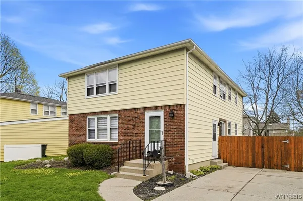 $289,900 | 85 South Ellington Avenue, Cheektowaga, NY 14043