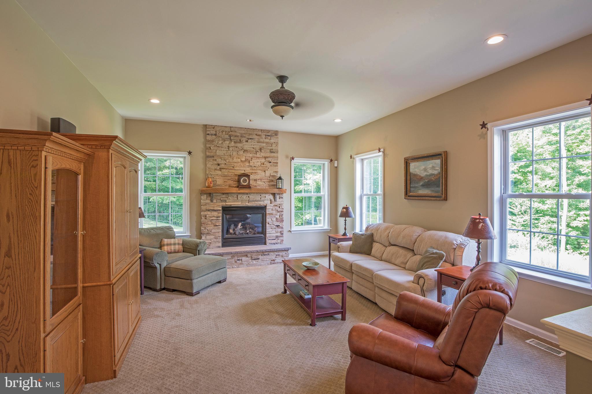 3115 Kingsward Road Pennsburg, PA 18073 - Photo 16 of 50 Gallery Image 16