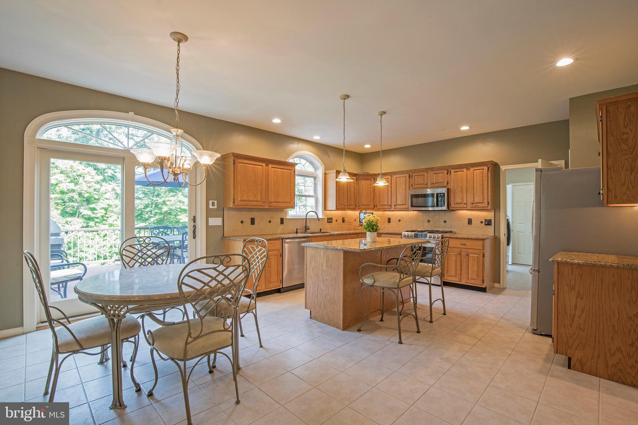 3115 Kingsward Road Pennsburg, PA 18073 - Photo 10 of 50 Gallery Image 10