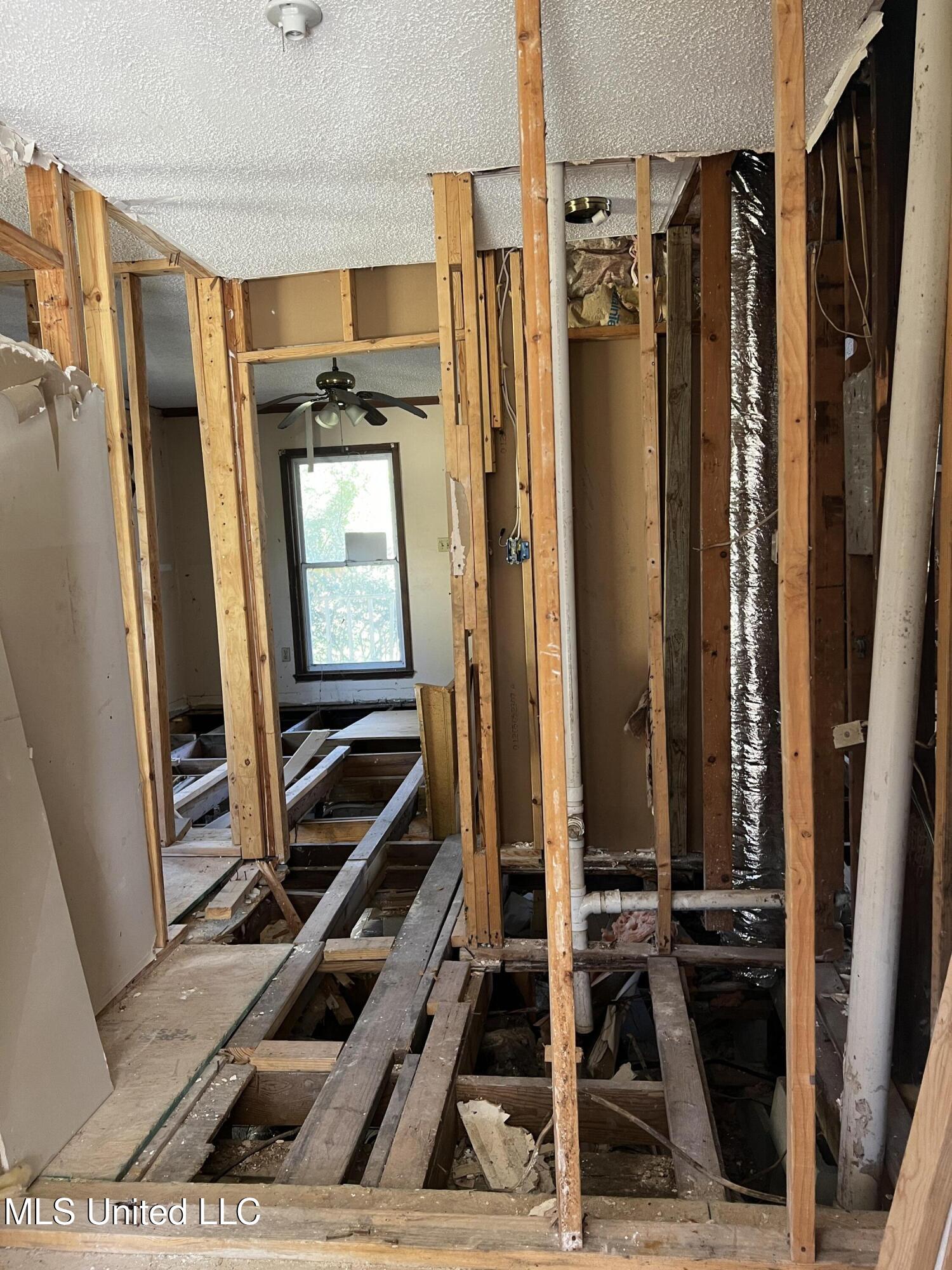 19229 Mary Shamis Road Saucier, MS 39574 - Photo 2 of 12 IMG_8363