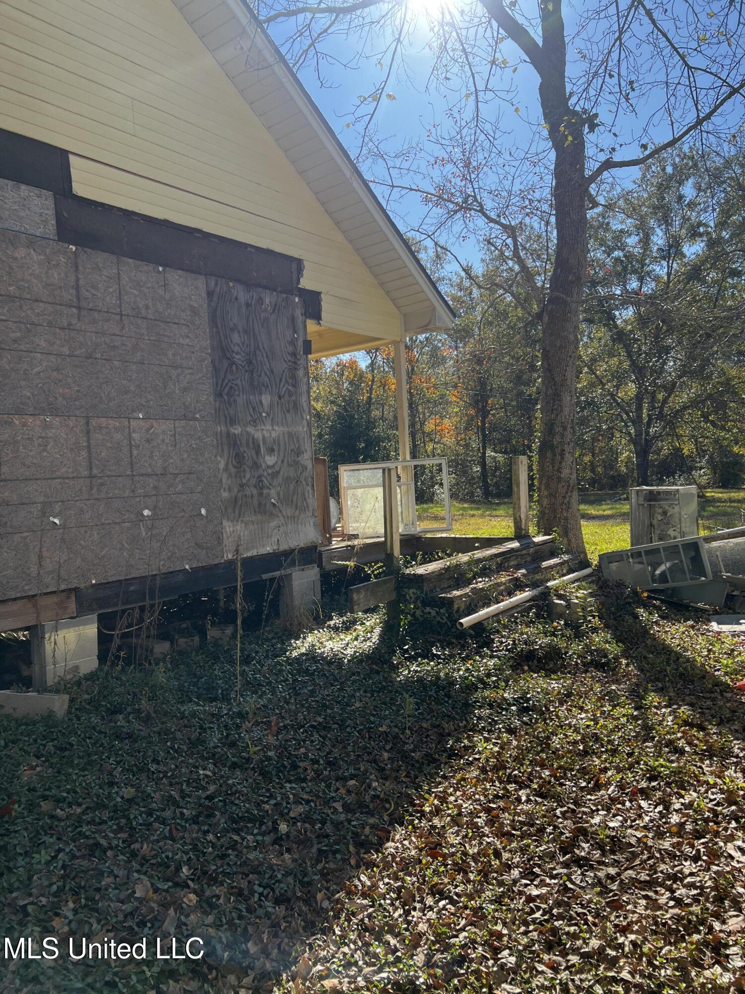 19229 Mary Shamis Road Saucier, MS 39574 - Photo 9 of 12 IMG_8355