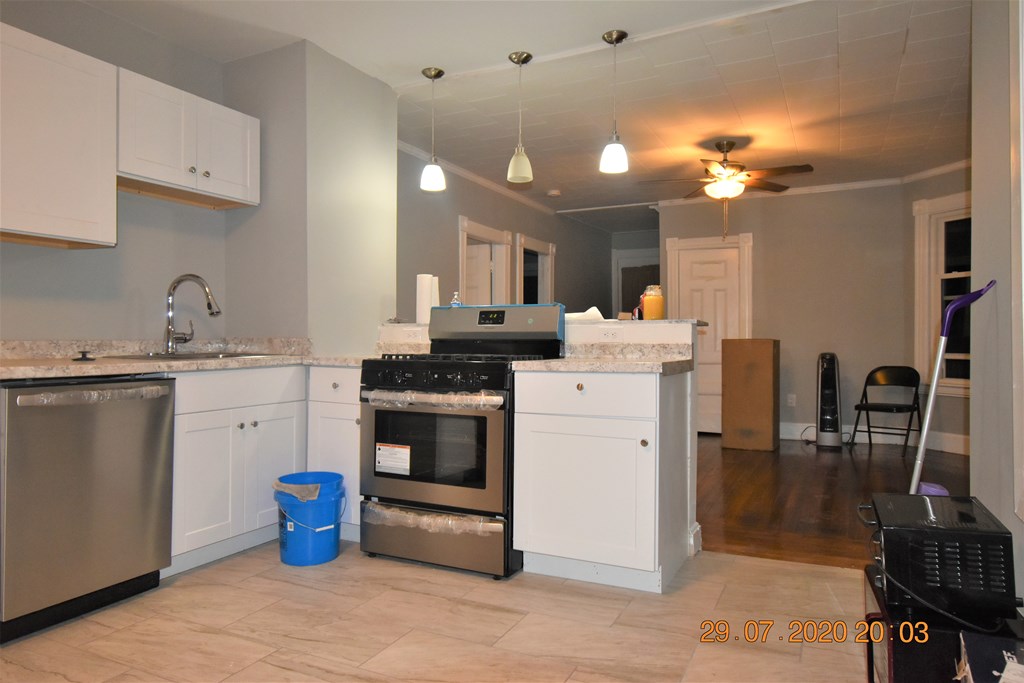 99-101 Princeton Street Springfield, MA 01109 - Photo 8 of 28 Gallery Image 8