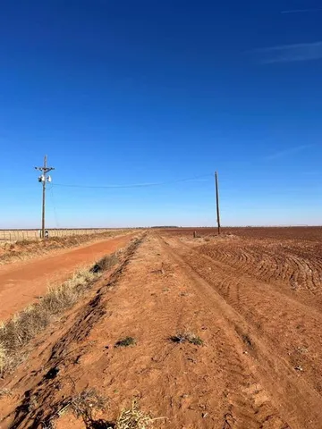 a view of a room with an empty space