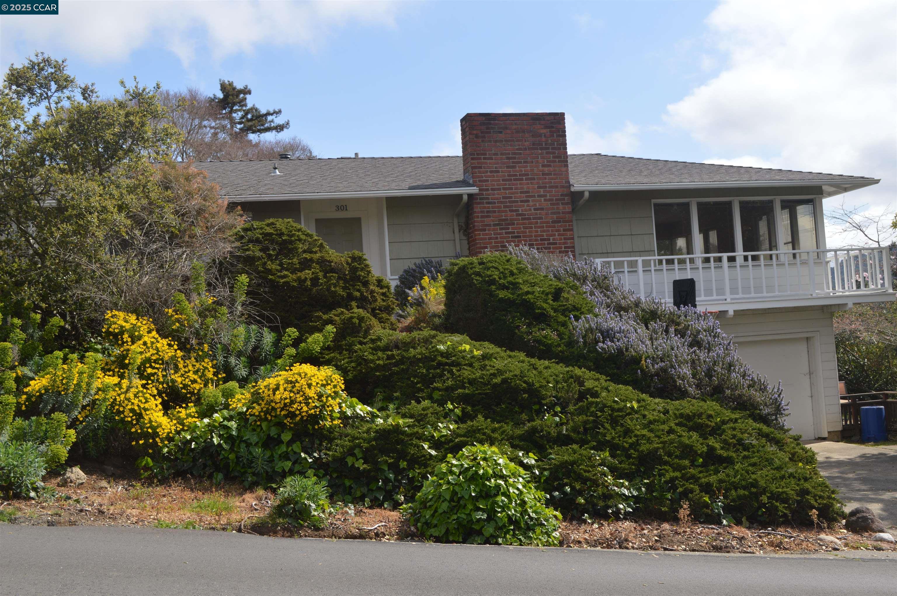 301 Grizzly Peak Boulevard Kensington, CA 94708 - Photo 1 of 24