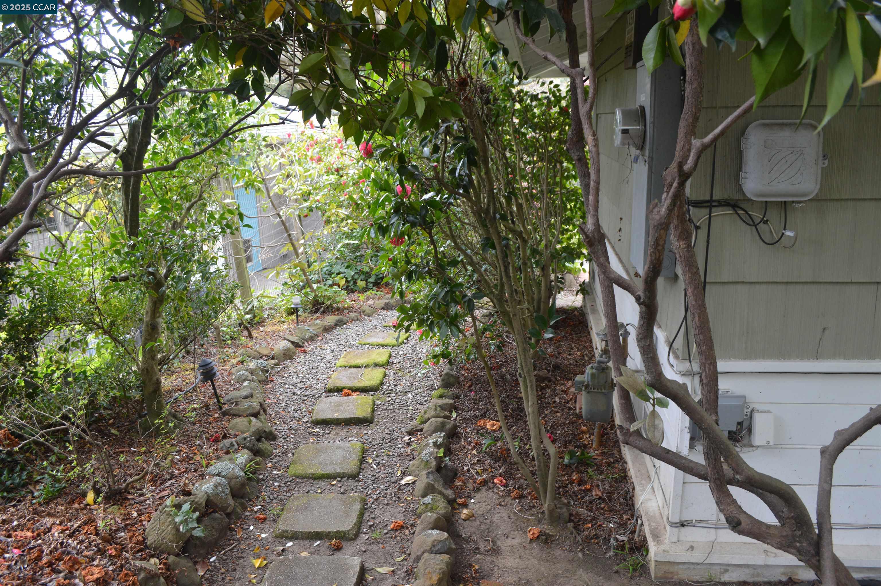 301 Grizzly Peak Boulevard Kensington, CA 94708 - Photo 17 of 24