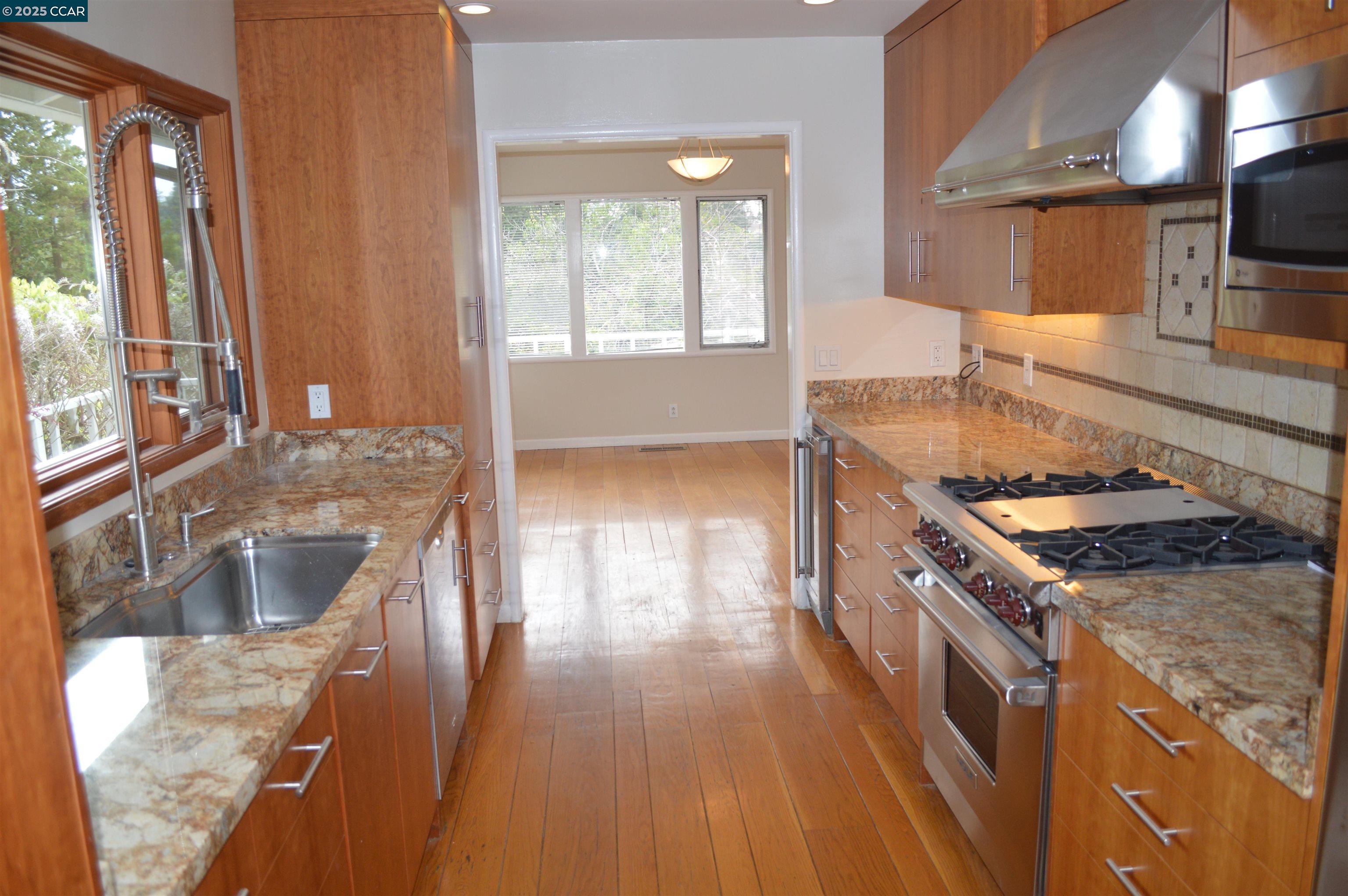 301 Grizzly Peak Boulevard Kensington, CA 94708 - Photo 3 of 24