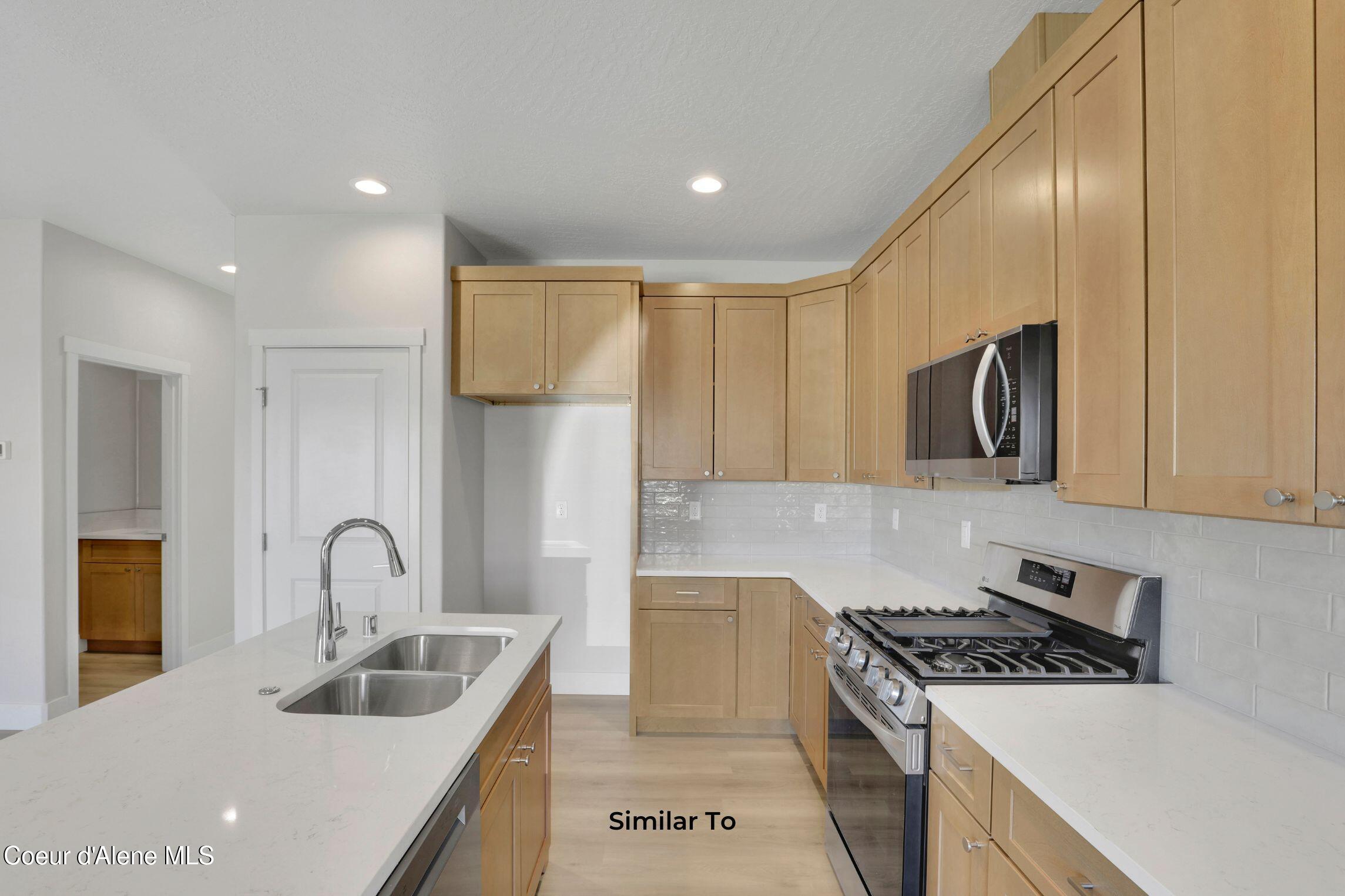 607 North Creative, Unit LOT 19) Post Falls, ID 83854 - Photo 3 of 16 Kitchen