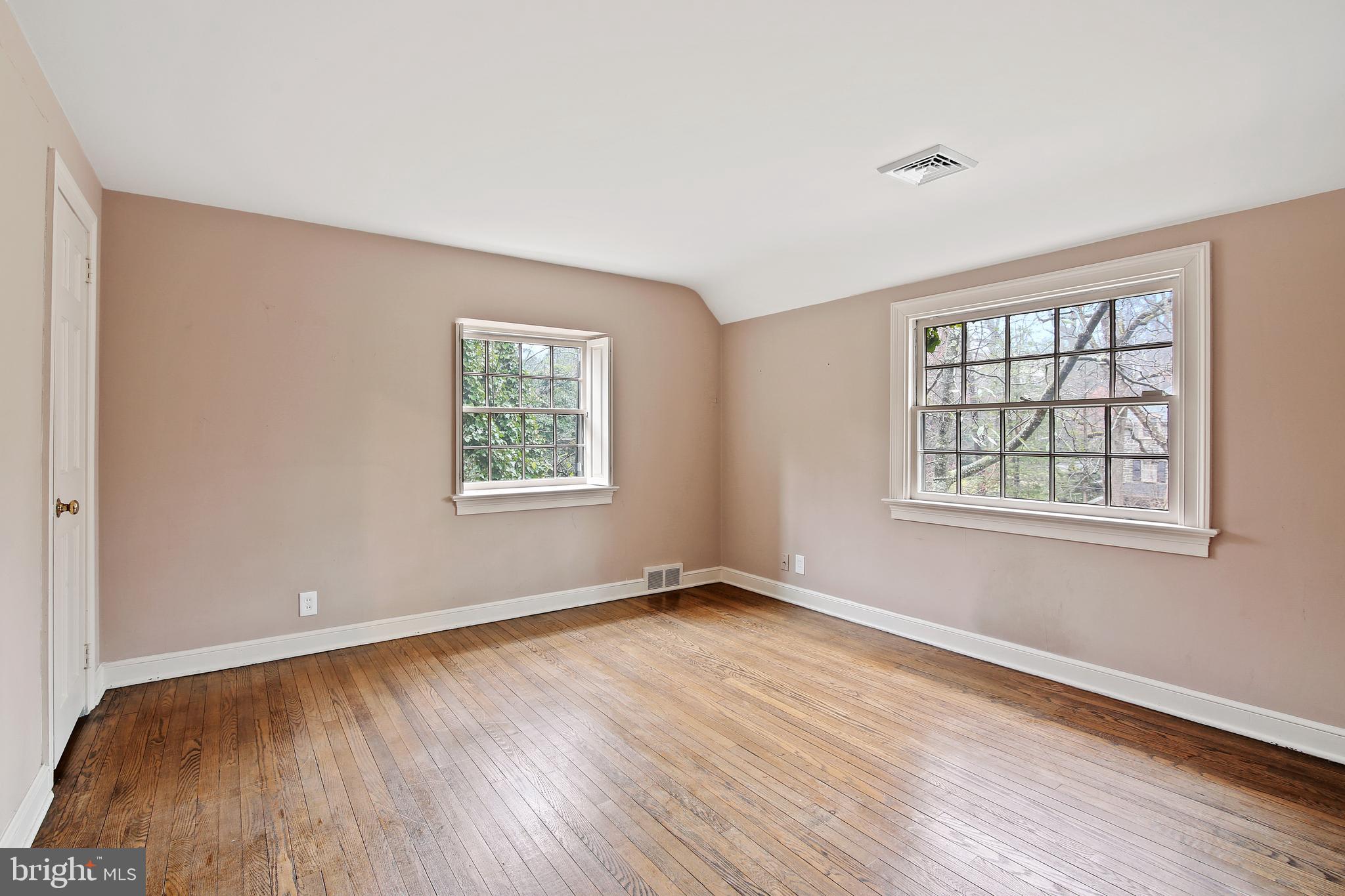 5 Wellesley Road Swarthmore, PA 19081 - Photo 24 of 40 3rd Bedroom