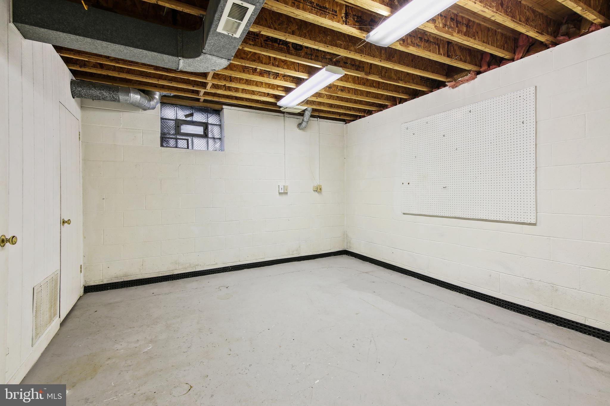 5 Wellesley Road Swarthmore, PA 19081 - Photo 31 of 40 Bonus Space for Gym or Art Studio