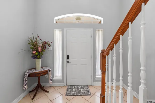 $460,000 | 7614 Abbeywood Court, Tyler, TX 75703