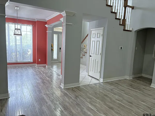 $460,000 | 7614 Abbeywood Court, Tyler, TX 75703
