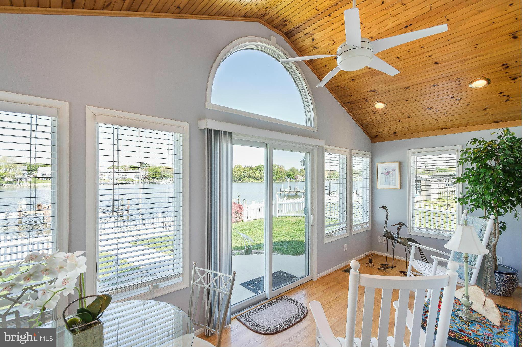 7636 Brown Road Pasadena, MD 21122 - Photo 10 of 30 Waterfront Sunroom